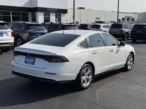 Used 2023 Honda Accord LX image 2