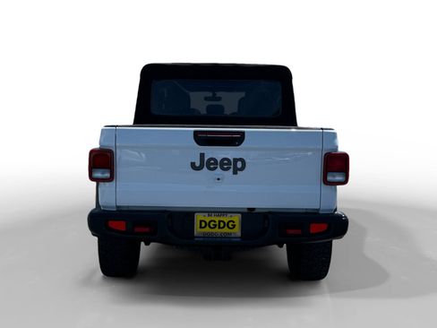 Used 2023 Jeep Gladiator Rubicon w/ Trailer Tow Package AWD/4WD image 4