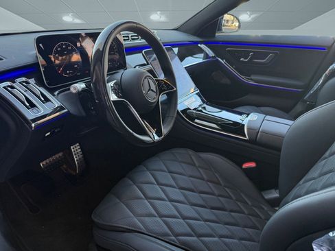 New 2026 Mercedes-Benz S 580e 4MATIC Sedan image 3