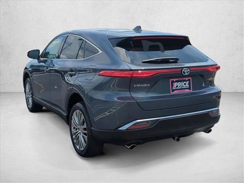 Used 2024 Toyota Venza Limited AWD/4WD image 8