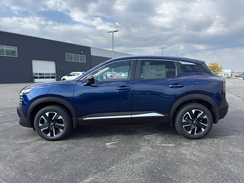 New 2026 Nissan Kicks SV w/ SV Premium Package image 6