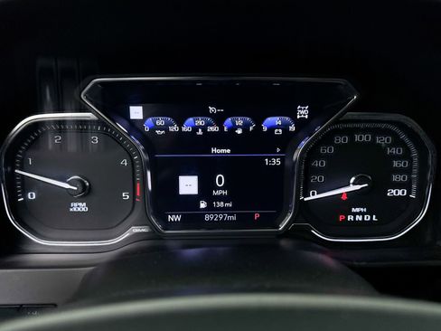 Used 2021 GMC Sierra 2500 AT4 w/ AT4 Premium Plus Package AWD/4WD image 36