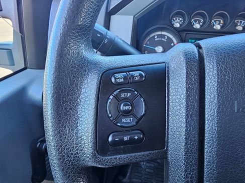 Used 2012 Ford F450 XL w/ High Capacity Trailer Tow Pkg image 30