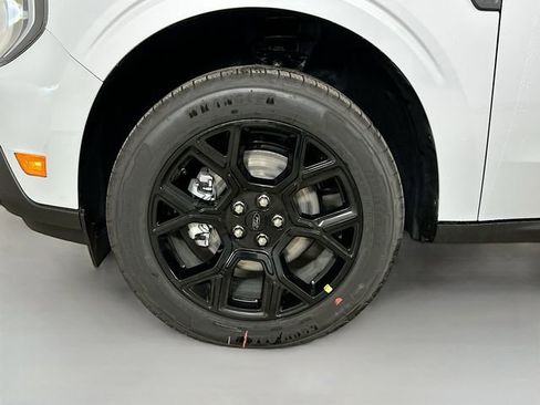 New 2026 Ford Maverick Lariat w/ Black Appearance Package image 31