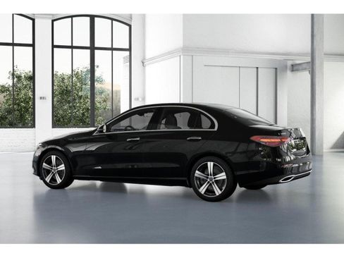 Used 2025 Mercedes-Benz C 300 4MATIC Sedan image 41