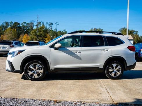 Certified 2025 Subaru Ascent Premium image 2