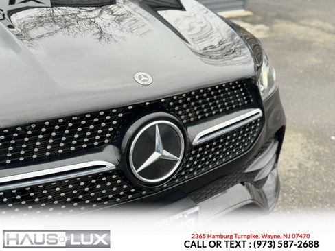 Used 2021 Mercedes-Benz GLE 350 4MATIC w/ AMG Line Exterior image 10