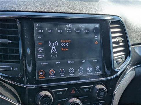 Used 2019 Jeep Grand Cherokee Trailhawk AWD/4WD image 17