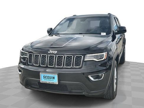 Used 2021 Jeep Grand Cherokee Laredo RWD image 1