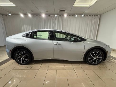 New 2026 Toyota Prius XLE image 6