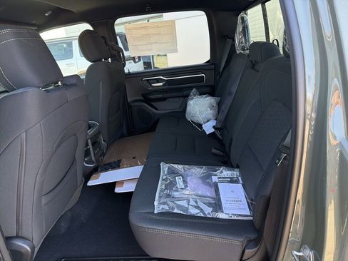 New 2026 RAM 1500 4x4 Crew Cab image 11