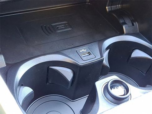 New 2026 BMW 330i xDrive Sedan w/ M Sport Package image 19