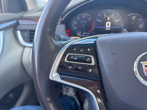 Used 2013 Cadillac XTS Platinum image 13