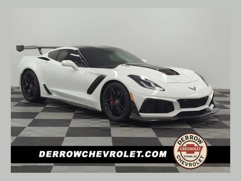 Used 2019 Chevrolet Corvette ZR1 RWD image 1