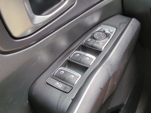 Used 2022 Kia Sorento S w/ Panoramic Sunroof Package FWD image 25