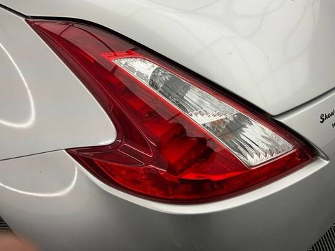 Used 2010 Nissan 370Z Touring RWD image 25