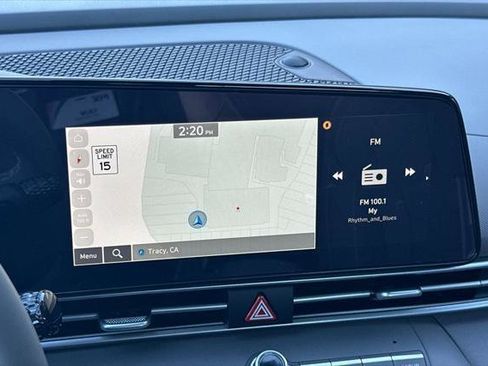 New 2025 Hyundai Elantra SEL image 15