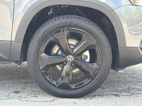 New 2026 Volkswagen Taos SEL AWD/4WD image 6