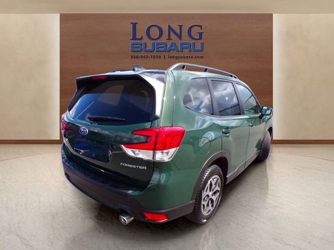 Certified 2024 Subaru Forester Premium AWD/4WD image 10