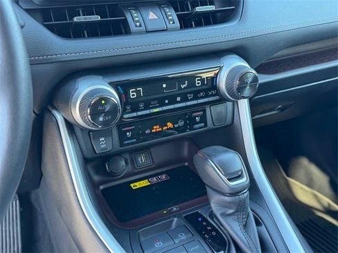 Used 2024 Toyota RAV4 Limited w/ Advanced Technology Package image 22