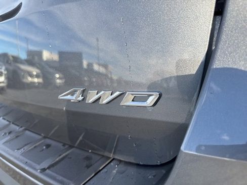 Used 2025 Ford Explorer ST-Line w/ Premium Package image 11