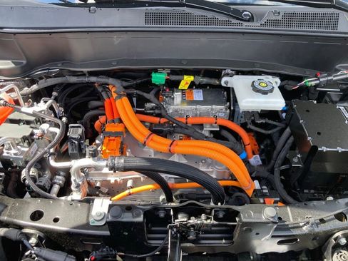 New 2027 Chevrolet Bolt LT w/ Comfort Package FWD image 26
