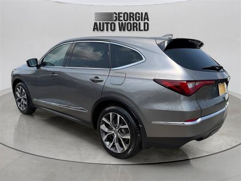 Used 2022 Acura MDX FWD w/ Technology Package image 12