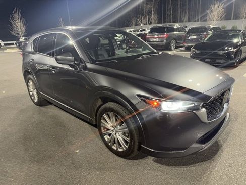 Used 2022 MAZDA CX-5 Signature image 2