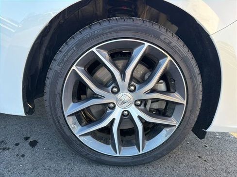 Used 2022 Acura ILX w/ Premium Package FWD image 3