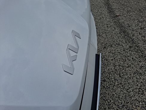 New 2025 Kia K5 GT-Line image 5