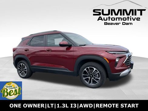 Used 2025 Chevrolet TrailBlazer LT AWD/4WD image 1