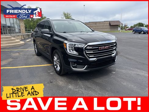 Used 2024 GMC Terrain SLT FWD image 3