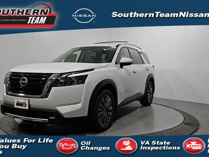 New 2025 Nissan Pathfinder SL