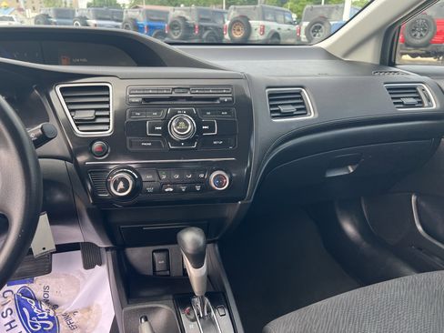 Used 2013 Honda Civic LX image 17