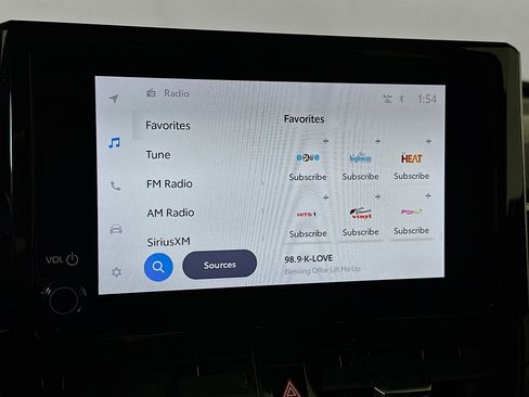 Used 2023 Toyota Corolla Cross XLE w/ Convenience Package image 14