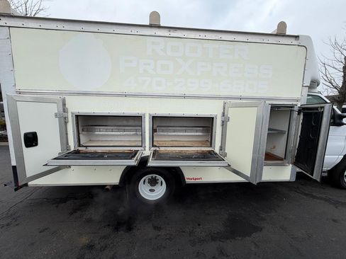 Used 2023 Ford E-450 and Econoline 450 Super Duty w/ Power Windows & Locks Group image 13