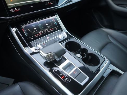 Used 2021 Audi Q7 3.0T Premium w/ Convenience Package AWD/4WD image 29