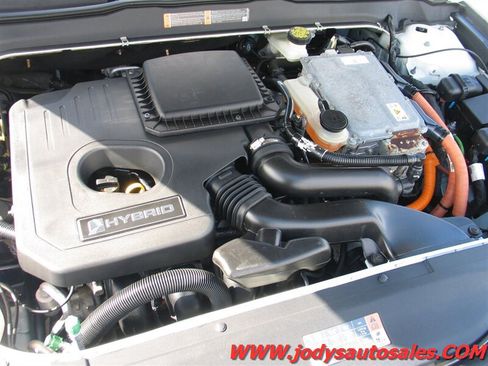 Used 2018 Ford Fusion SE FWD image 34