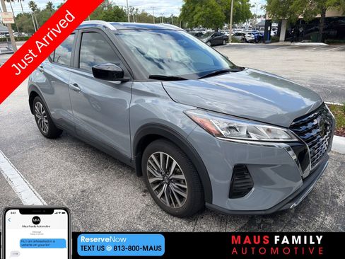 Certified 2021 Nissan Kicks SV image 1