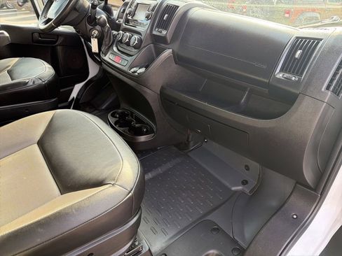 Used 2021 RAM ProMaster 2500 image 29