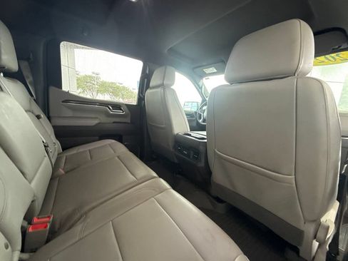 Used 2024 Chevrolet Silverado 1500 RST AWD/4WD image 30