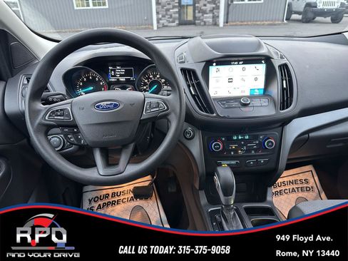 Used 2019 Ford Escape SE image 17