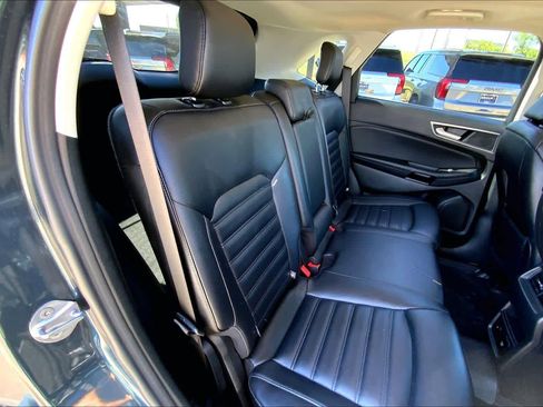 Used 2022 Ford Edge SEL w/ Convenience Package AWD/4WD image 19