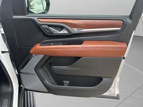 Used 2024 GMC Yukon Denali Ultimate image 13