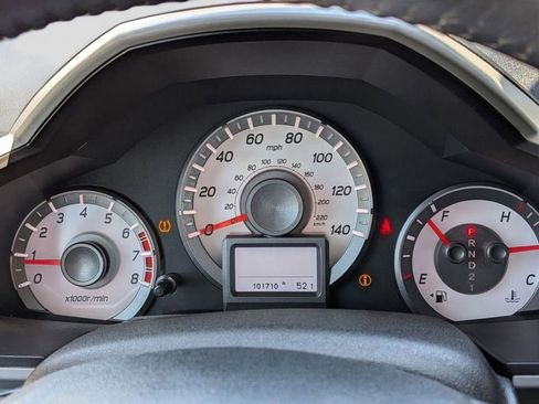 Used 2015 Honda Pilot Touring image 18