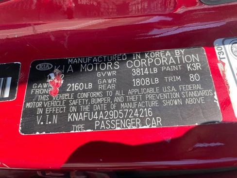 Used 2013 Kia Forte EX image 40