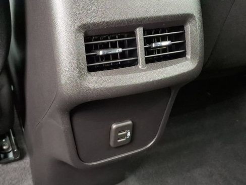 Used 2024 Chevrolet Equinox LS w/ LS Convenience Package image 15