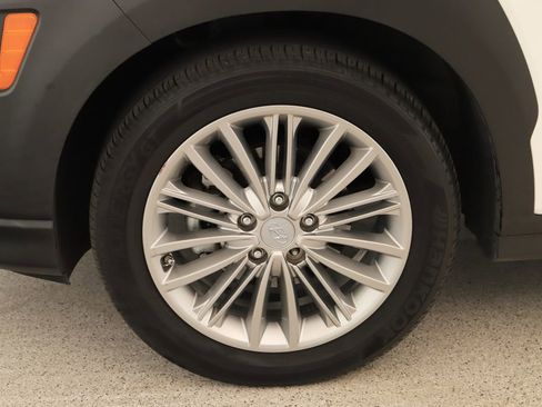 Used 2021 Hyundai Kona SEL FWD image 38