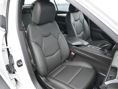 Certified 2023 Cadillac CT5 Luxury image 17