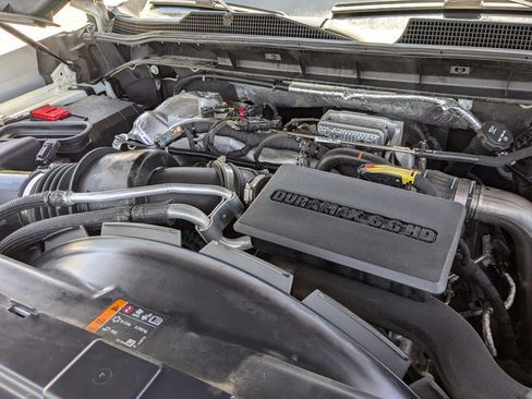 Used 2022 Chevrolet Silverado 2500 High Country AWD/4WD image 40